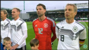 德国传奇队在德国菲尔特进行了一场友谊赛，双方最终3-3战平